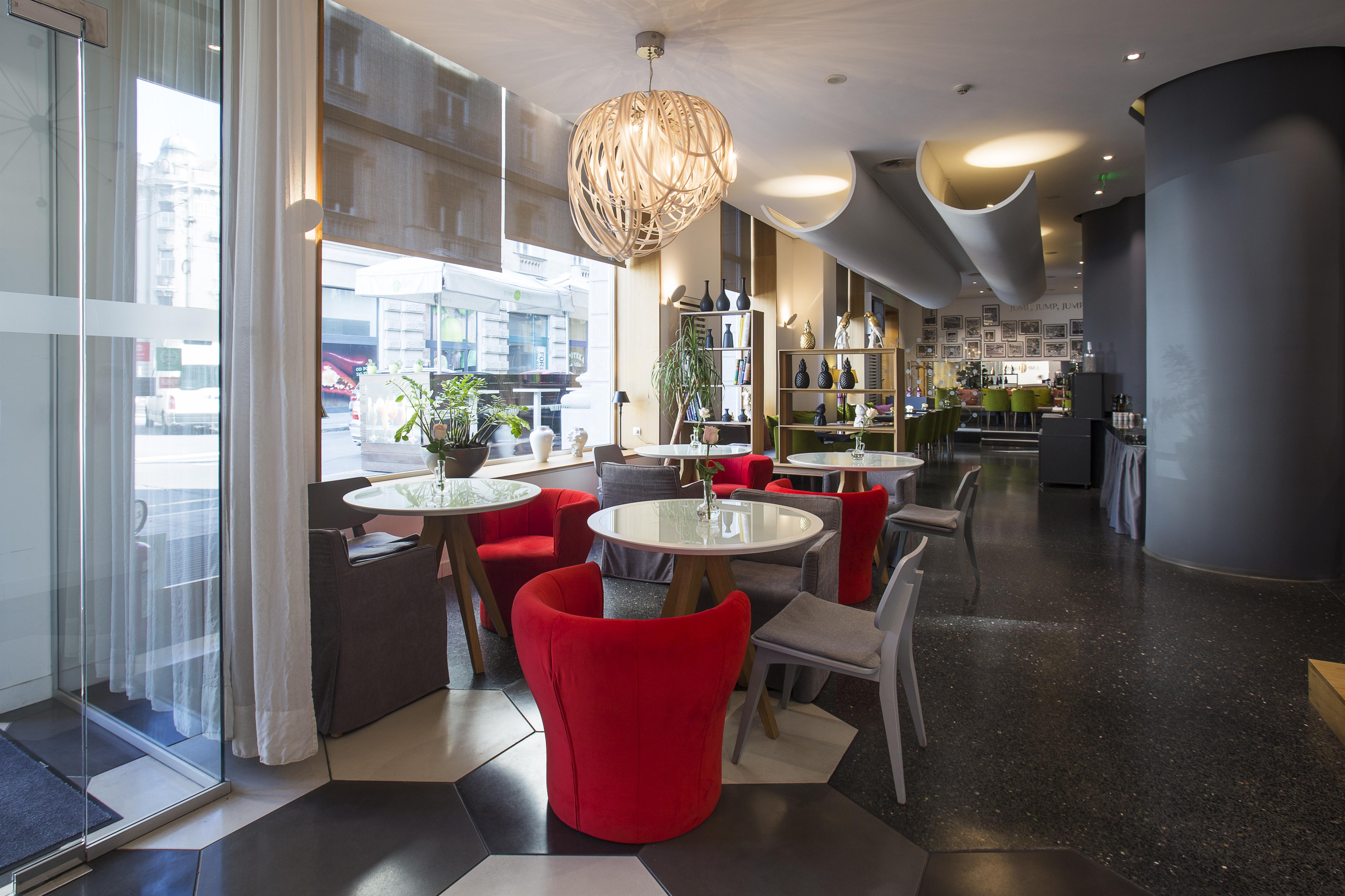 Jump Inn Hotel Belgrade Belgrado Exterior foto