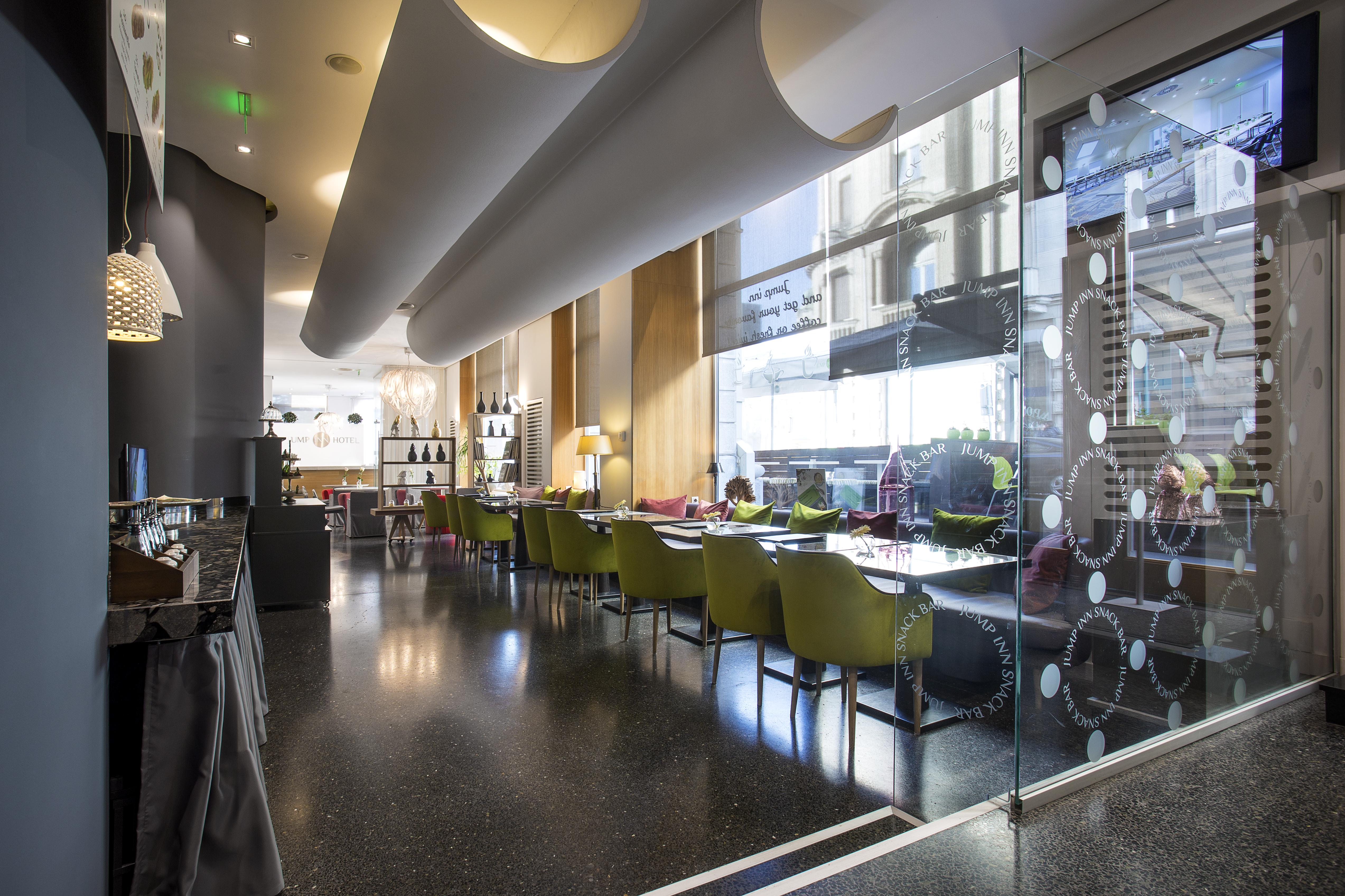 Jump Inn Hotel Belgrade Belgrado Exterior foto