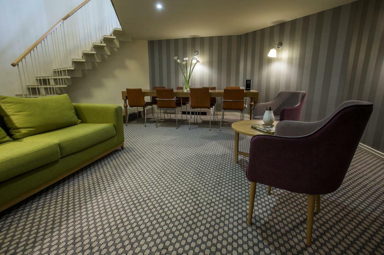 Jump Inn Hotel Belgrade Belgrado Exterior foto